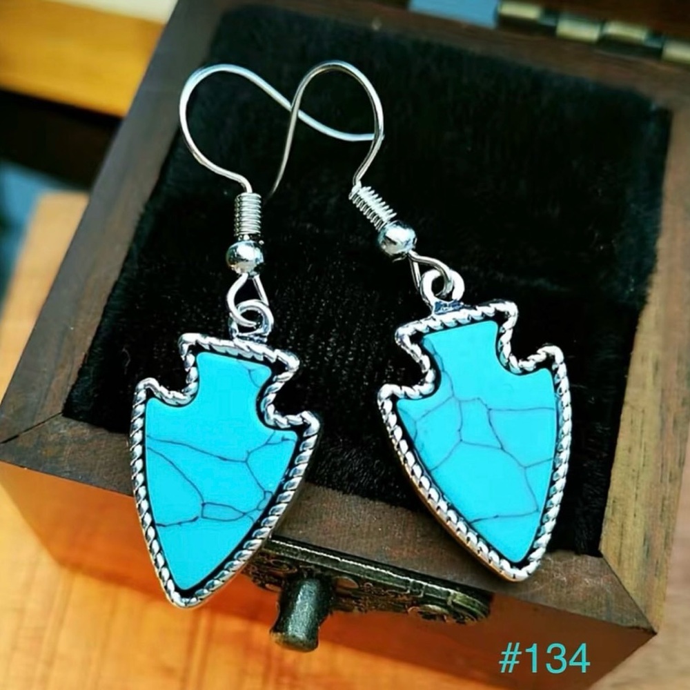 #134 | Native Arrow Head Turquoise Dangle Earrings